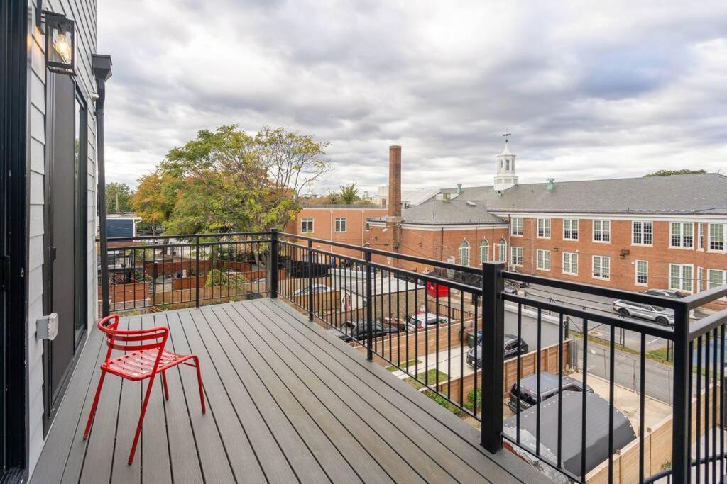 Capitol View 3 Penthouse With Rooftop Washington Eksteriør bilde